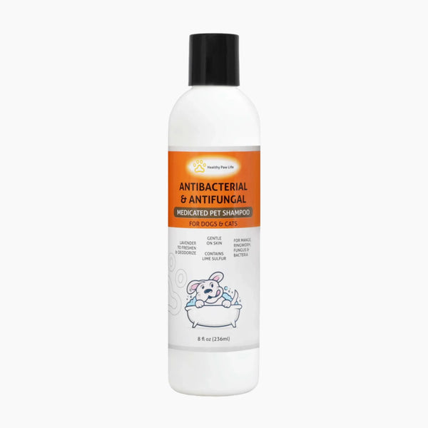 Classic's Medicated Pet Shampoo - Veterinary Treatment Against Ringworm, Mange, Lice, and Dry Skin